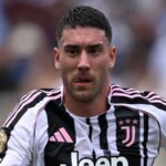 man-utd-transfers:-fresh-twist-in-dusan-vlahovic-transfer-as-striker’s-stance-revealed