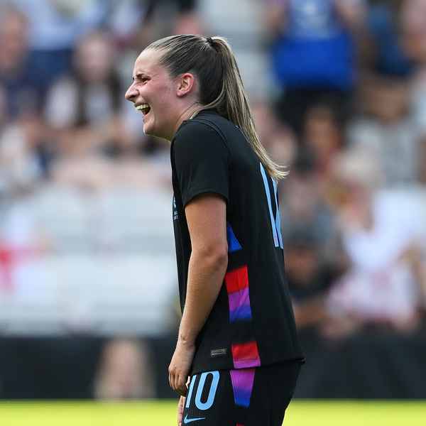 watch-tooney’s-goals-from-england-7-jamaica-0