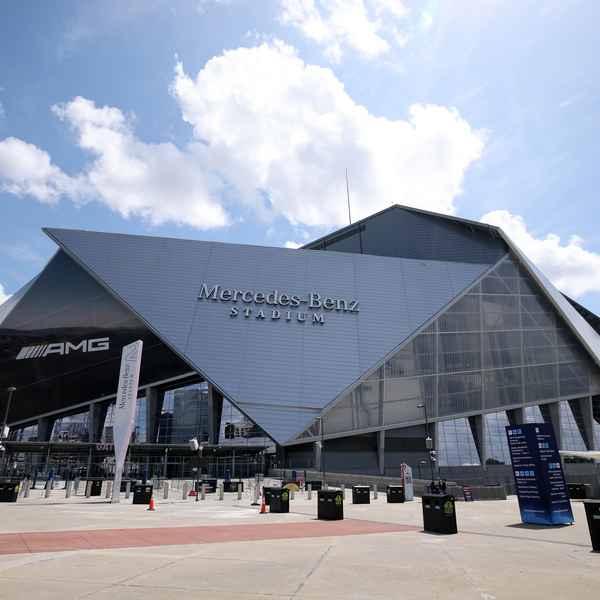 united-set-to-play-at-three-iconic-us-stadiums