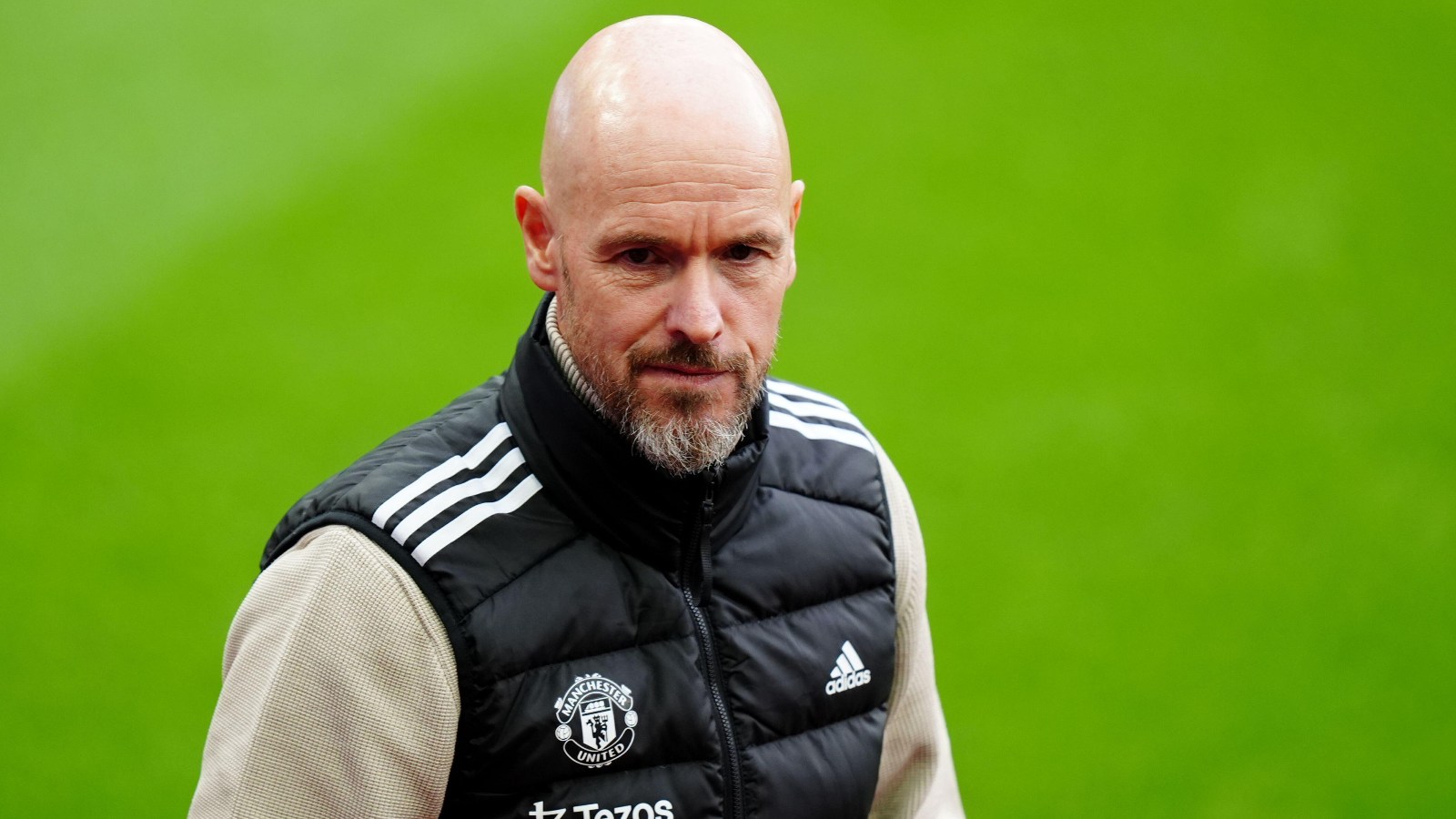 man-utd:-former-coach-pinpoints-when-‘problems-surfaced’-for-‘unplayable’-ten-hag-castaway