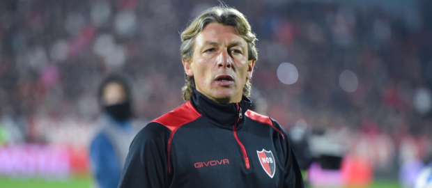 former-united-star-to-enrage-fans-once-again-by-joining-fierce-pl-rivals-–-the-athletic