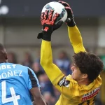 man-utd:-red-devils-rival-leeds-in-chase-for-europe’s-standout-goalkeeper