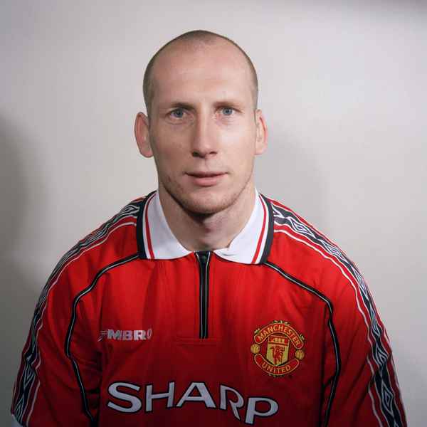 transfer-tales:-stam-signs-for-united transfer-tales:-stam-signs-for-united