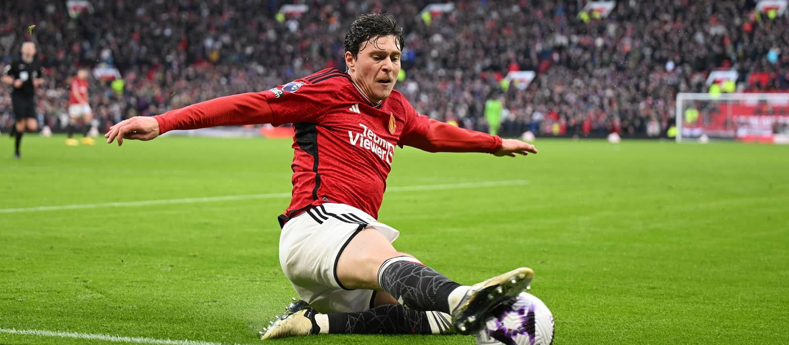 “hurt”-agent-of-released-united-star-“blocking”-the-club’s-deal-for-top-target-–-report