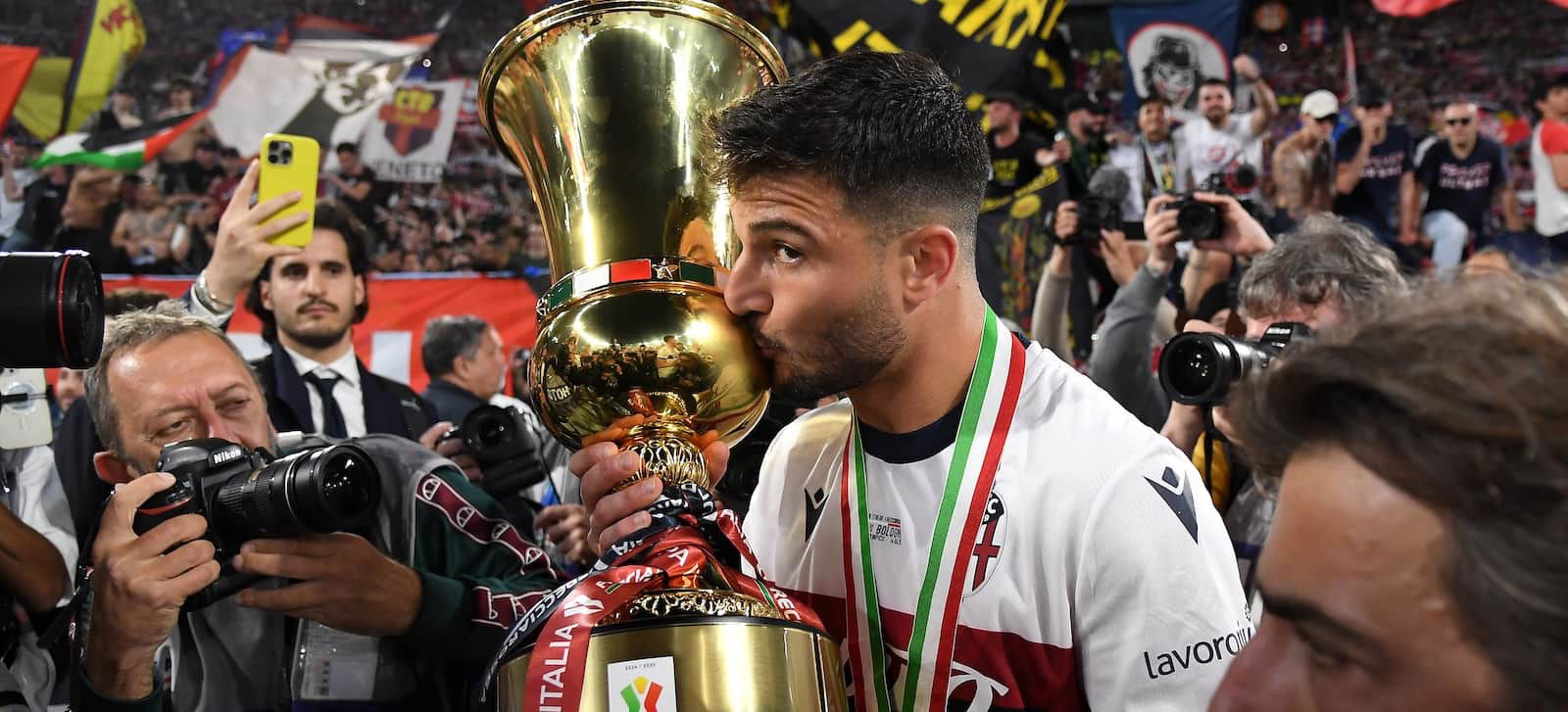 united-initiate-move-to-sign-red-hot-serie-a-forward-after-stunning-goal-haul-last-season-–-report
