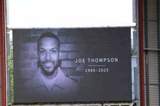 rochdale-game-dedicated-to-thompson