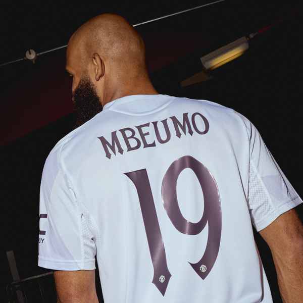 united’s-squad-number-changes united’s-squad-number-changes