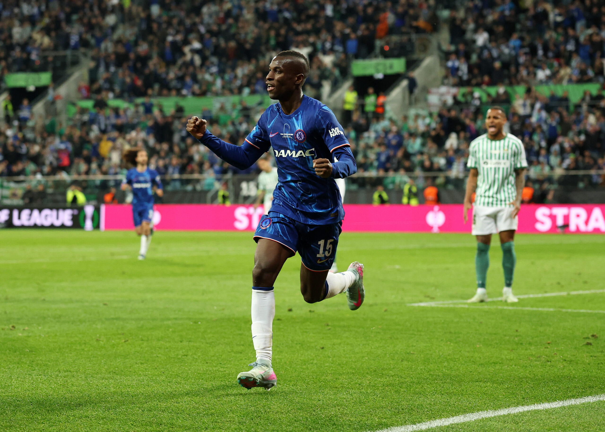 100,000-a-week-star-offered-to-manchester-united-–-should-they-sign-him?