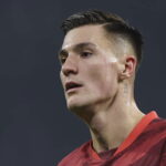 sesko-completes-man-united-move,-will-be-unveiled-tomorrow-–-ben-jacobs