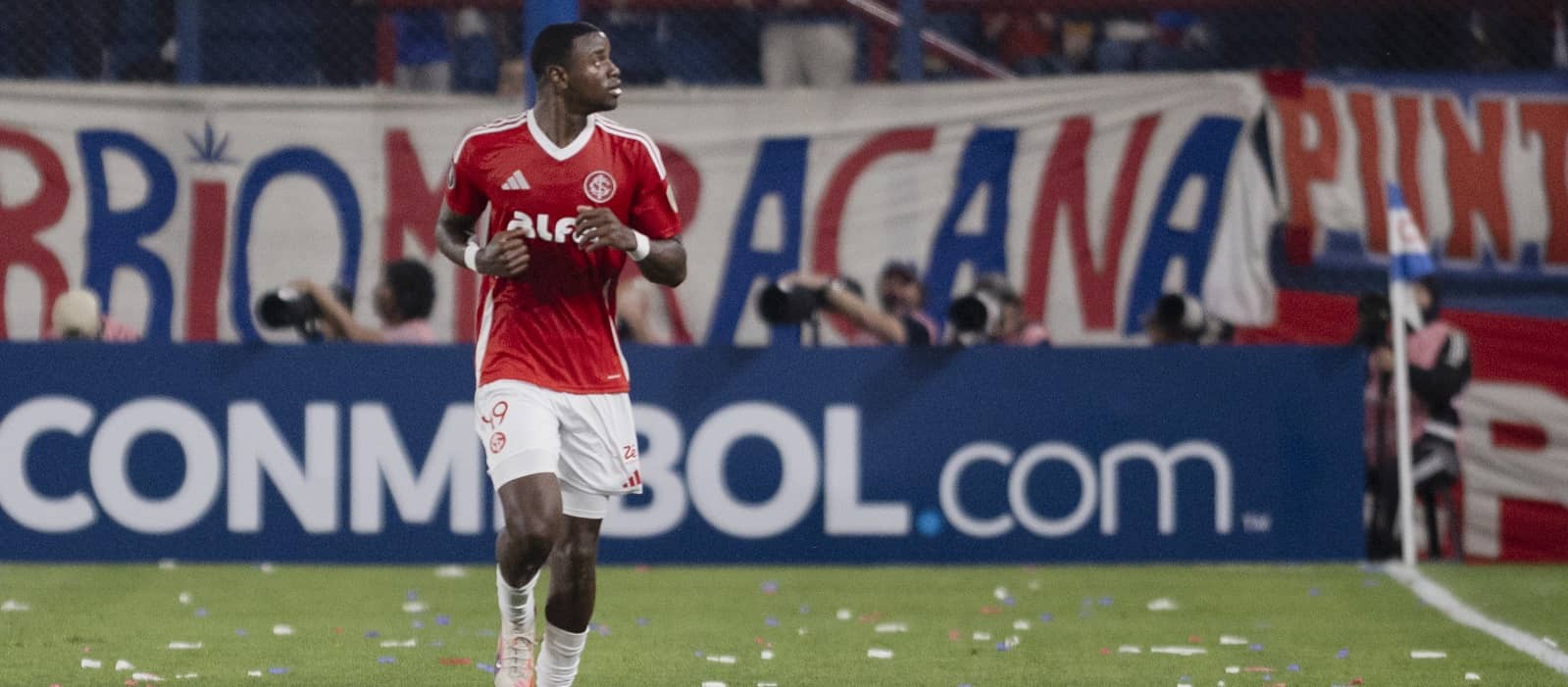 ineos-not-done-yet:-united-send-scout-on-secret-mission-to-watch-brazilian-prodigy-in-action-–-report