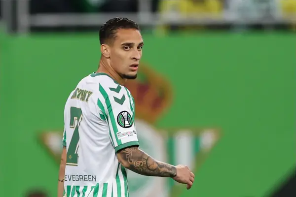 the-“outrageous”-man-united-premier-league-swap-deal-that’s-emerged-amid-112m-transfer-claims