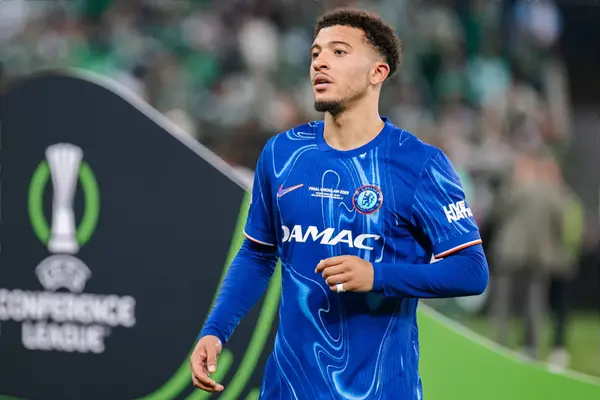 man-united-plotting-to-offer-jadon-sancho-to-help-secure-100m-premier-league-star