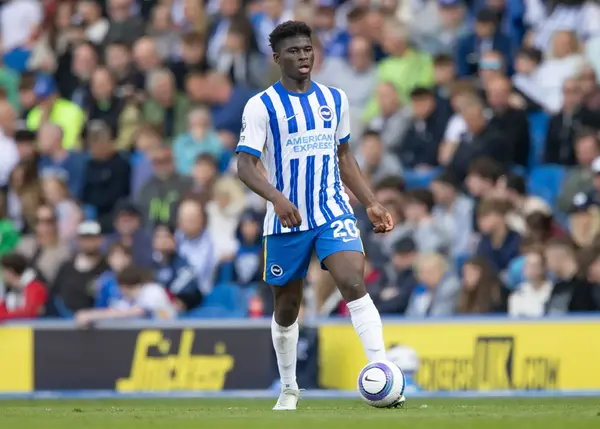 david-ornstein-reveals-what-he’s-heard-about-man-united-target-carlos-baleba’s-price-tag-–-it’s-not-what-you-think