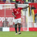 report:-man-united-midfielder-will-‘consider-leaving’-before-window-shuts-after-0-minutes-against-fulham