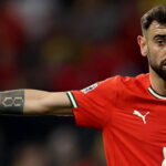 bruno-fernandes-as-a-central-midfielder:-amorm-must-take-note-of-these-simple-facts-–-opinion