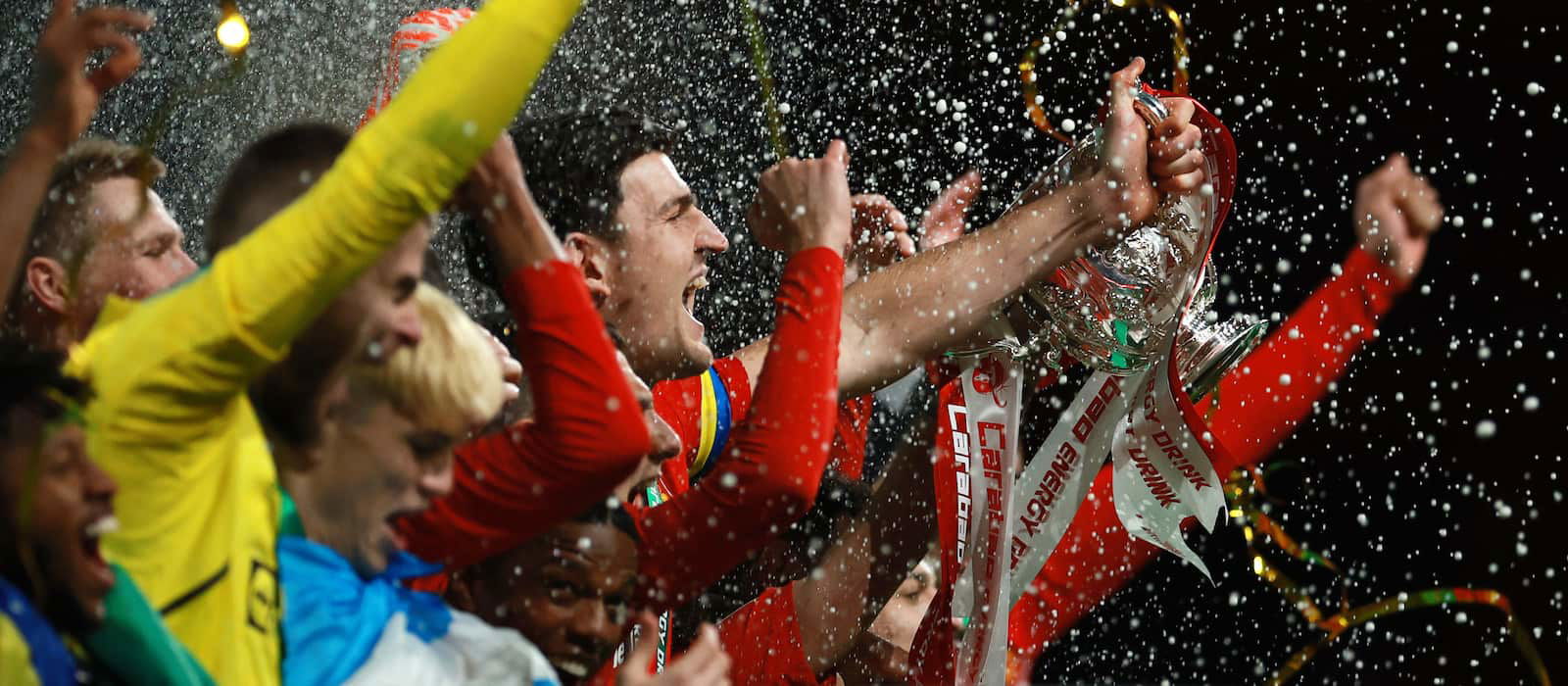 three-plotlines-to-sink-your-teeth-into-before-man-united-vs-grimsby-town