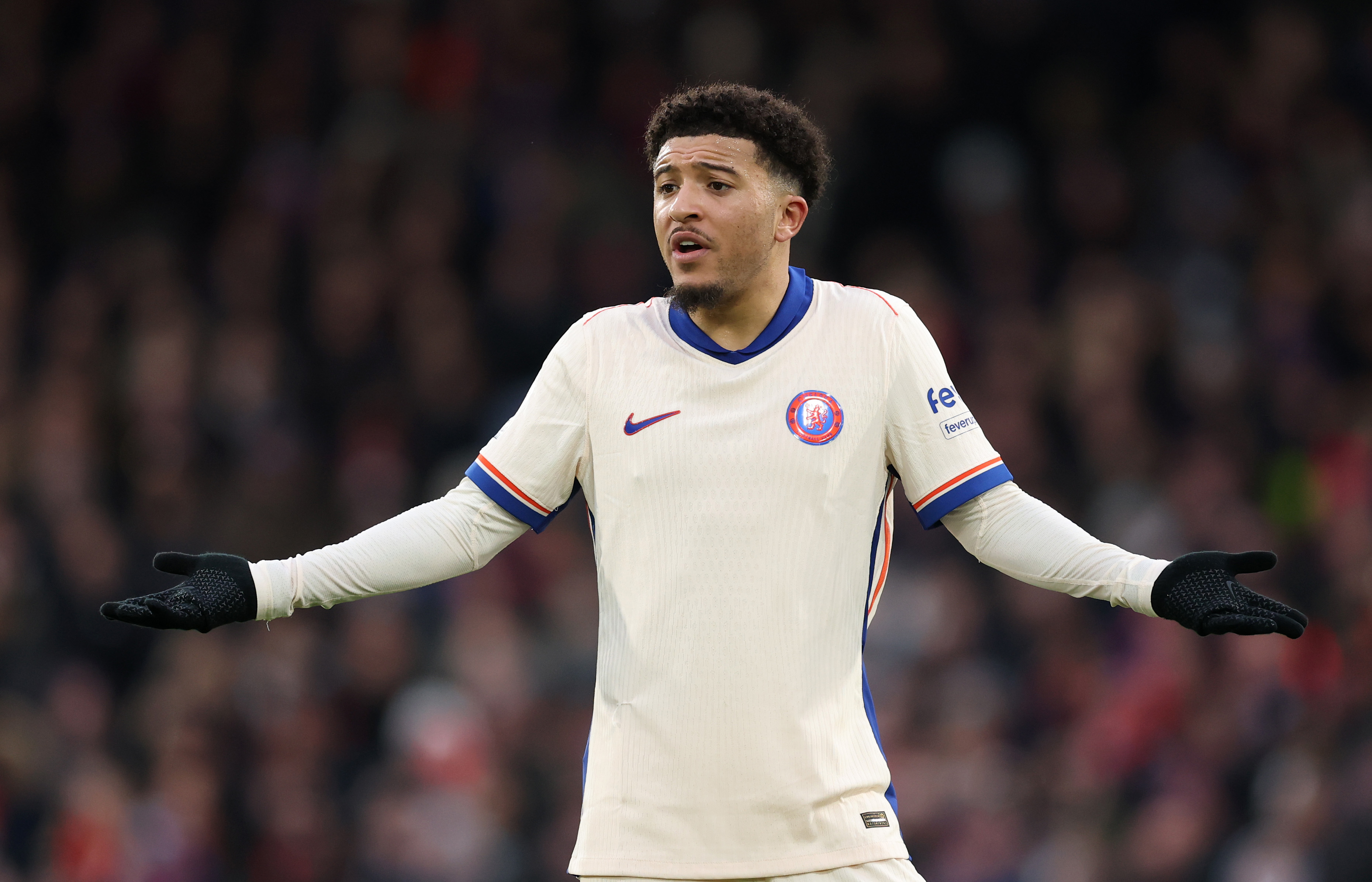 Jadon Sancho in action for Chelsea