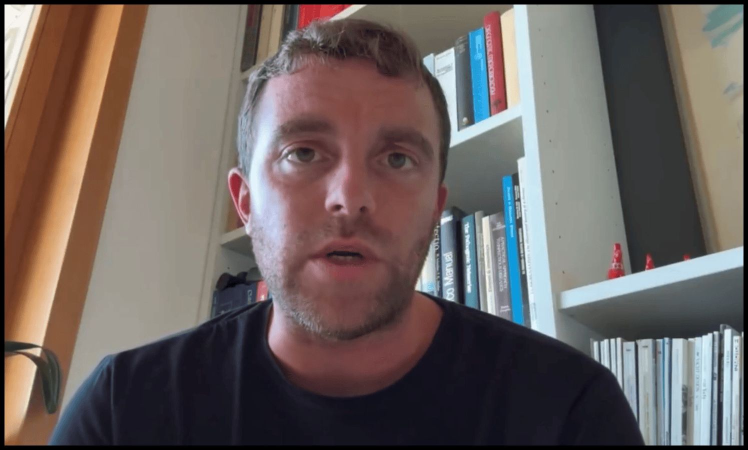 Fabrizio Romano discusses transfers in his YouTube video.