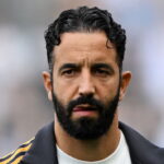“new-midfielder-is-expected-to-join-in-january”:-fabrizio-romano-drops-transfer-bombshell-that-will-delight-united-fans