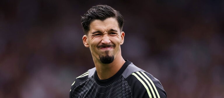Damning stat proves United flop is worst in the league in his position, Amorim must replace him immediately