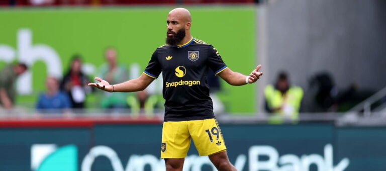 “What’s going on inside”: United summer signing opens up on negativity surrounding the club following poor start