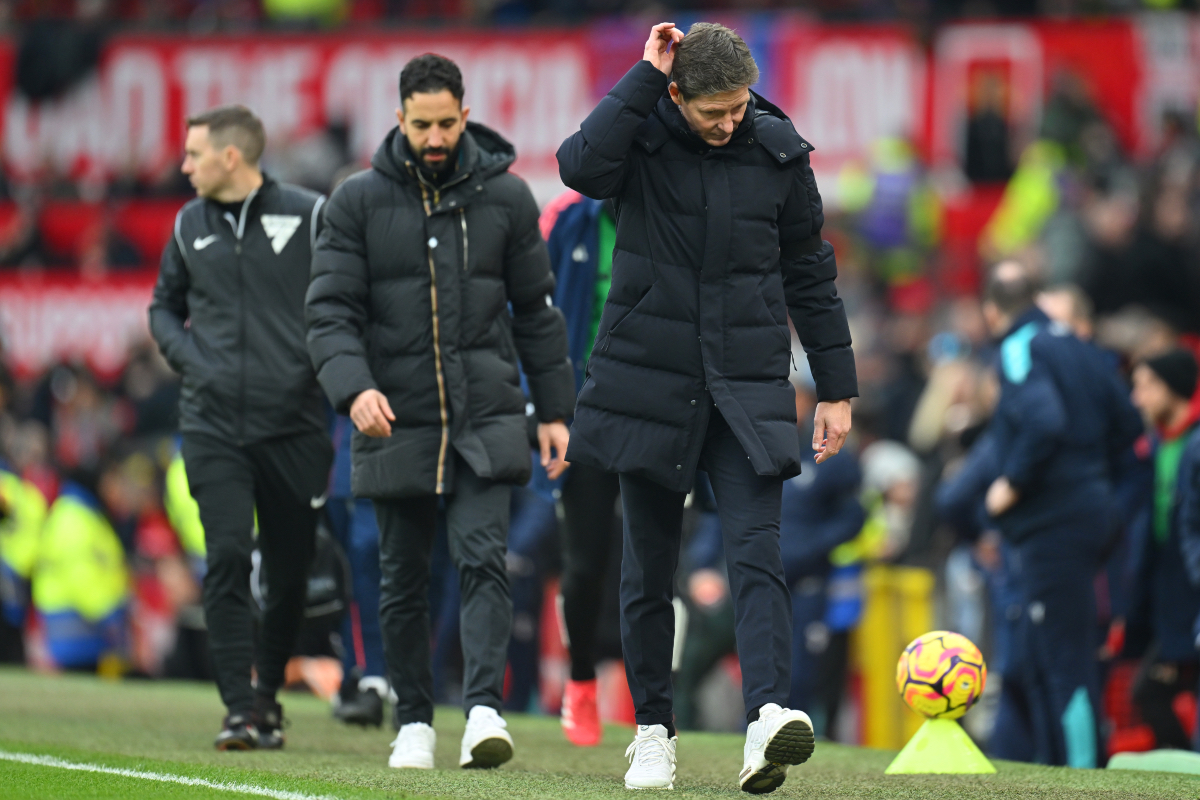 Ruben Amorim and Oliver Glasner walk down the touchline at half time.