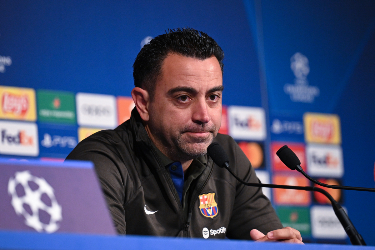 Xavi holds a press conference.