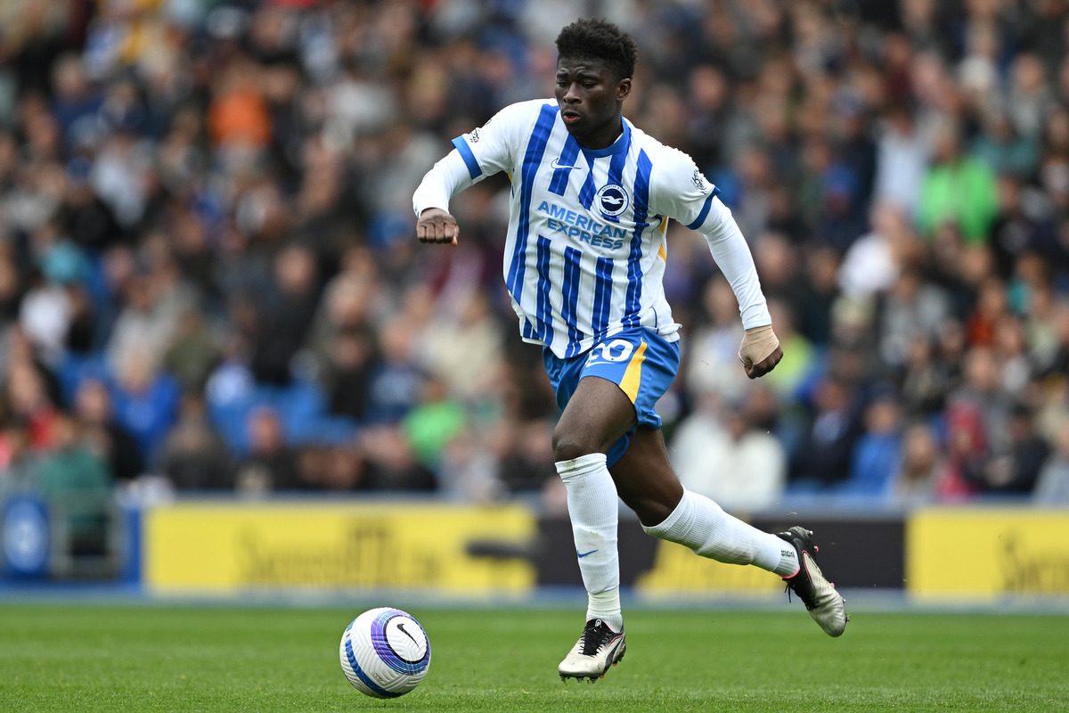 Carlos Baleba in action for Brighton