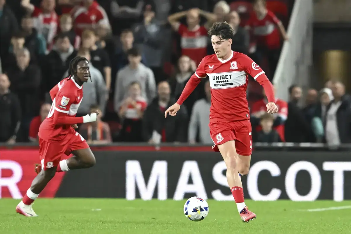 man-united,-tottenham-and-fulham-locked-in-transfer-battle-for-championship-superstar-midfielder