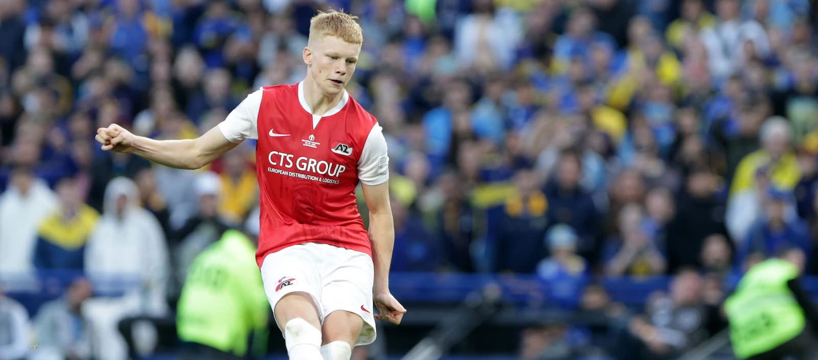 united-lock-horns-with-familiar-foe-in-20m-race-for-19-yo-midfield-maestro-considered-a-“total-footballer”-–-report