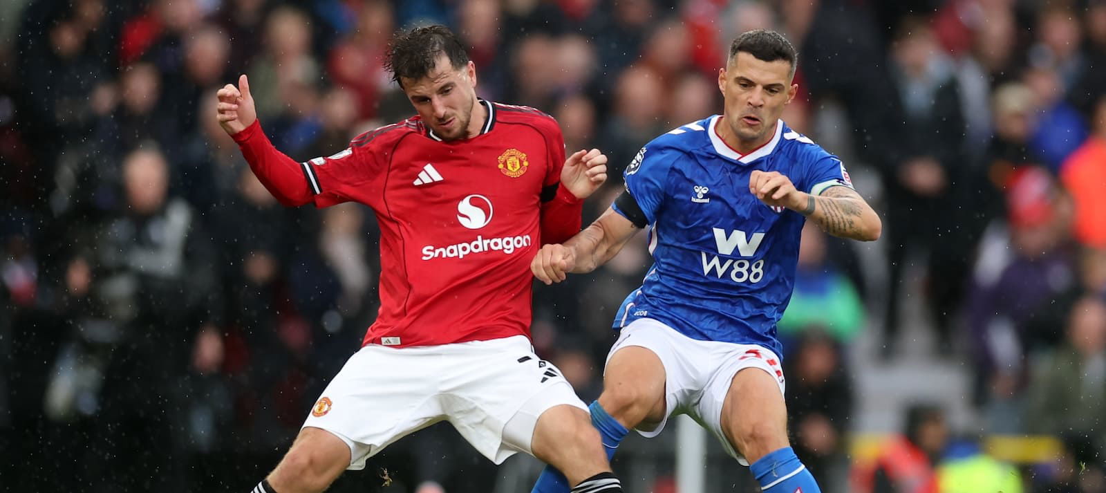 “we’re-100%-behind-the-gaffer”:-united-hero’s-words-will-delight-amorim-following-sunderland-masterclass