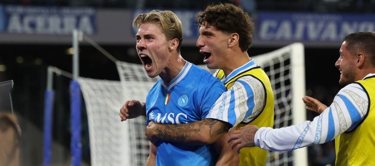 1 shot, 1 goal: clinical United loanee extends fine run of form with decisive strike in his side’s comeback win