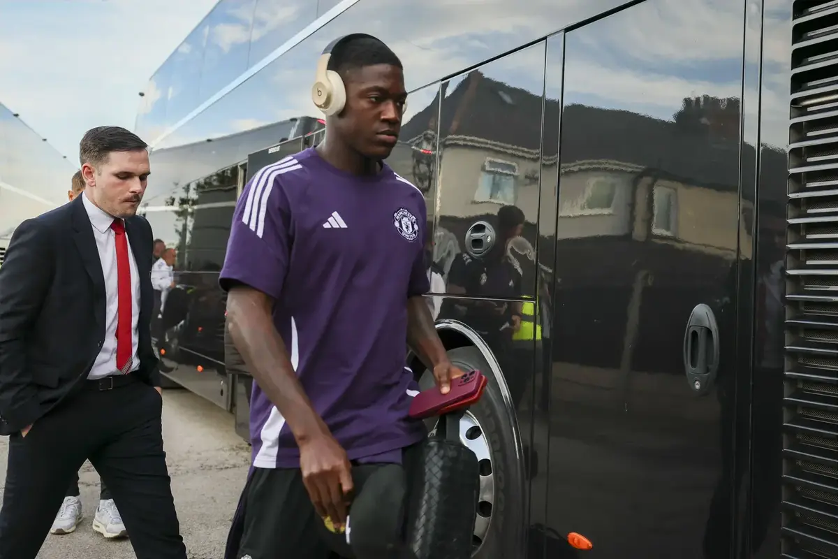 man-united-star-“will-be-looking”-to-leave-old-trafford-if-amorim-stays-as-interest-from-italian-giants-is-confirmed