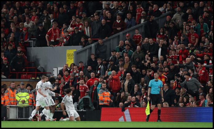 ‘it’s-been-on-my-mind,-to-be-honest’:-man-united-hero-admits-he’s-been-thinking-about-leaving-the-club-next-summer