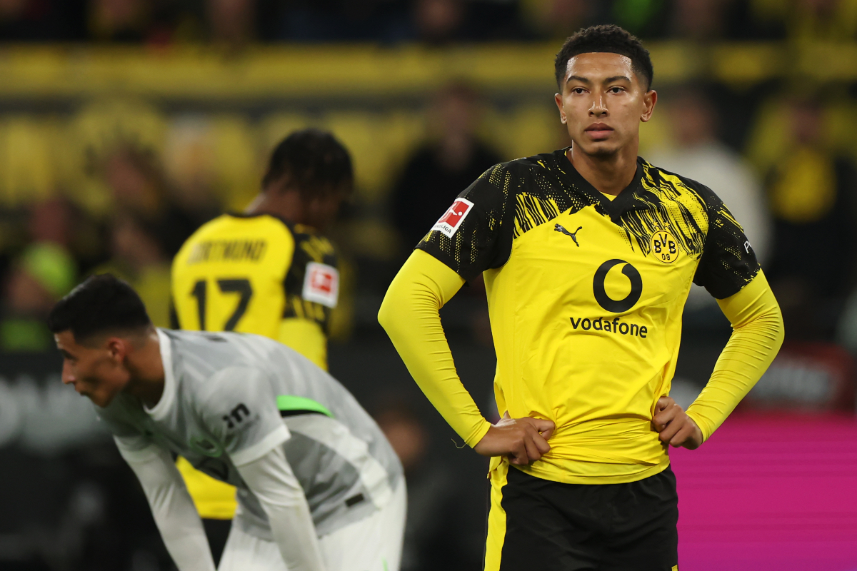 Jobe Bellingham looks on while in action for Borussia Dortmund.
