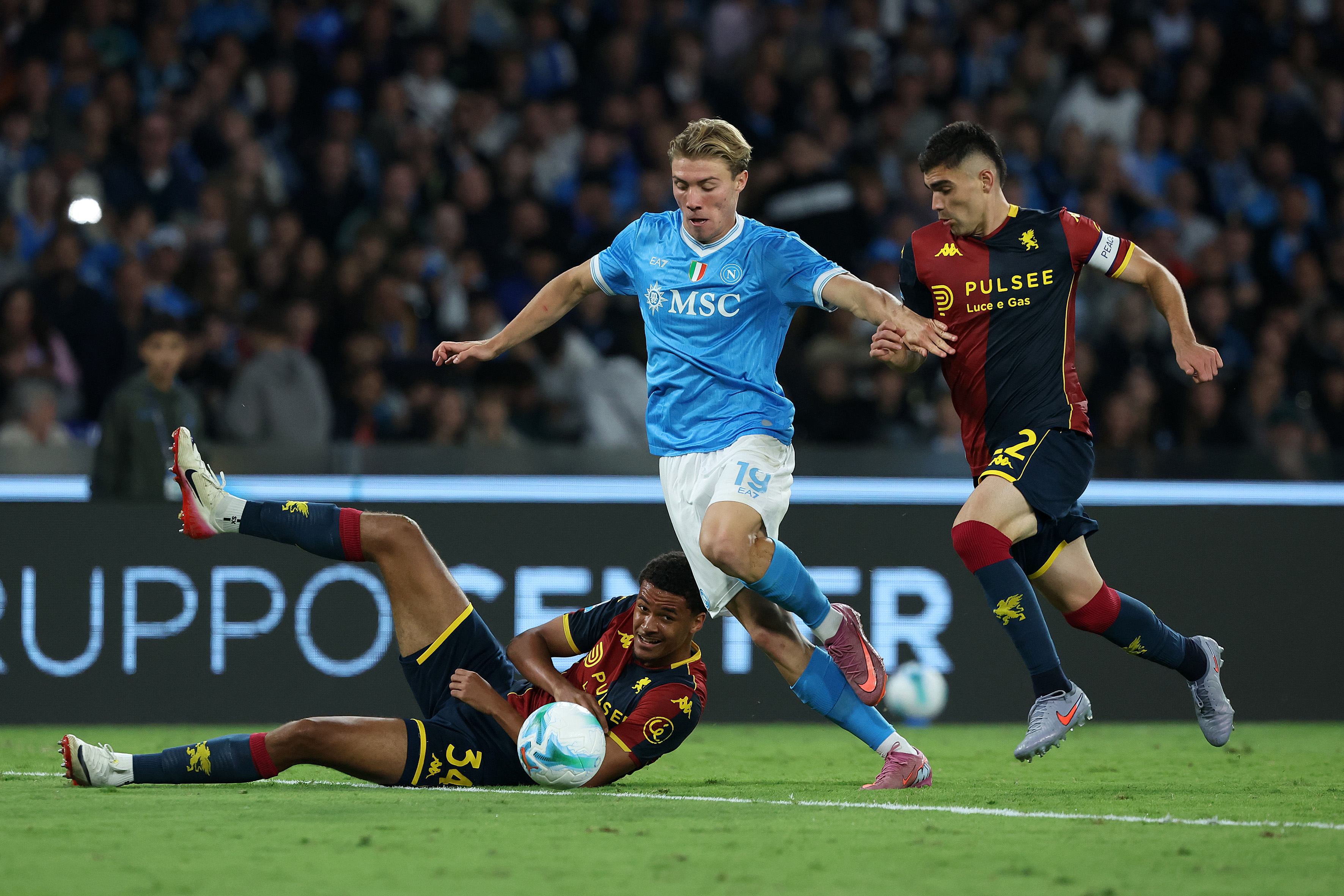 Rasmus Hojlund in action for Napoli against Genoa
