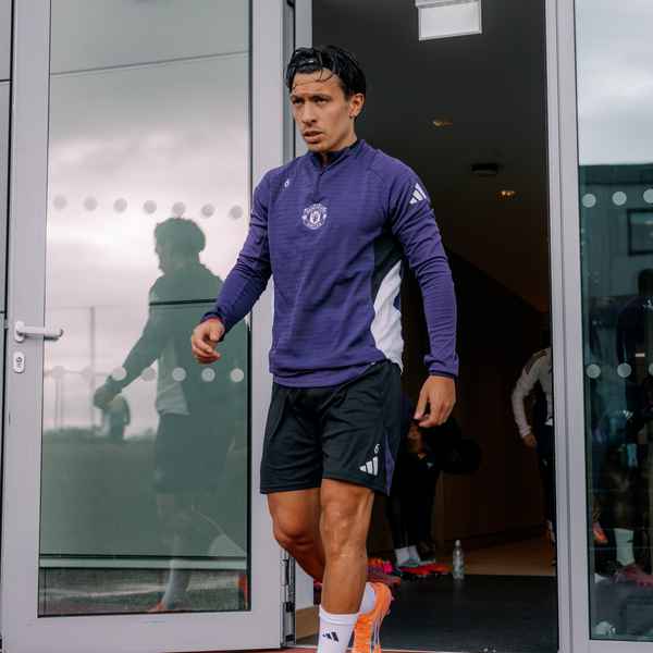 lisandro-martinez-returns-to-training