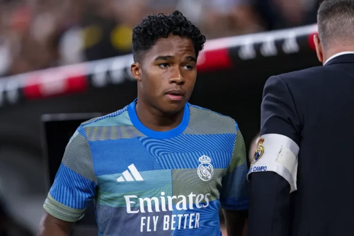 man-utd-make-major-transfer-decision-on-brazilian-wonderkid-as-romano-confirms-“advanced-talks”