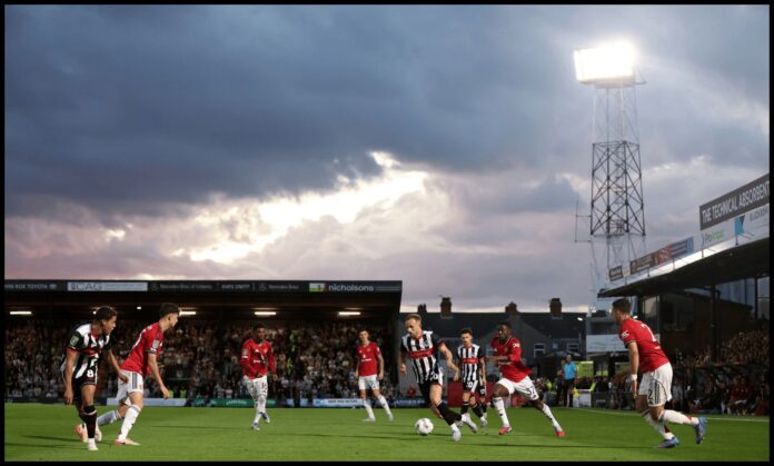 ex-premier-league-duo-now-urging-their-club-to-pursue-man-utd-outcast-in-jan,-he’d-be-a-‘great-signing’