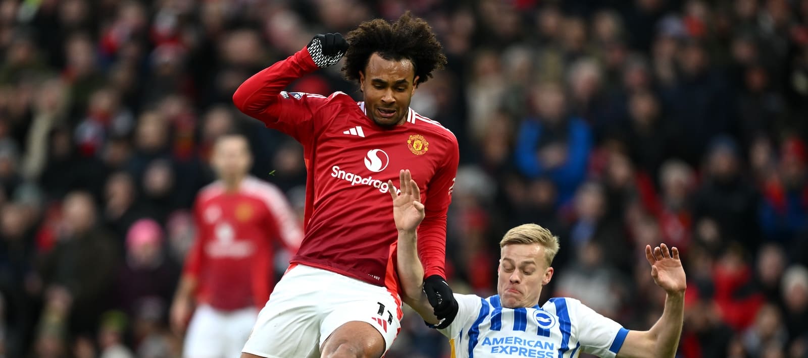 shock-pl-club-storm-into-race-for-zirkzee-as-they-line-up-january-loan-deal-–-report