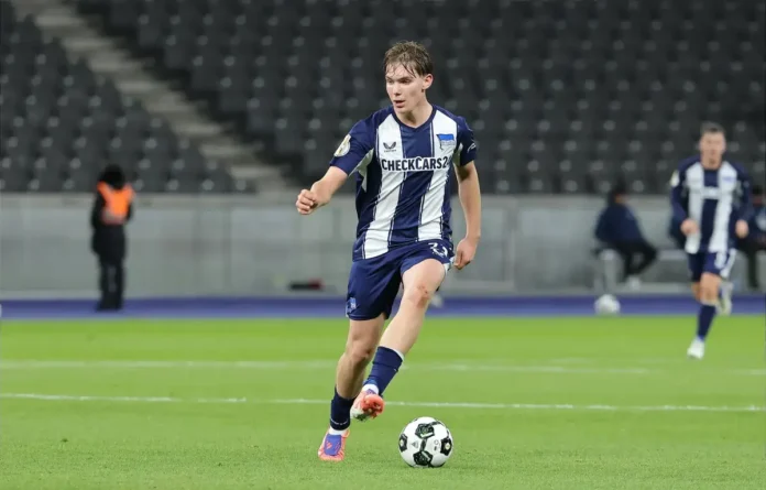 man-utd-and-arsenal-are-‘leading’-the-race-to-sign-teenager-who-has-been-compared-to-6x-champions-league-winner