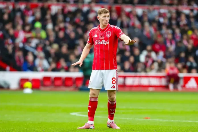 ‘get-this-man-asap’-‘should-be-50m-max’-man-utd-fans-react-as-sky-reporter-confirms-“concrete-interest”-in-midfielder