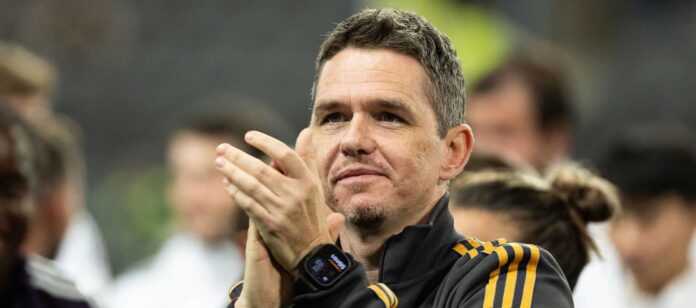 “thought-you-were-mad”:-skinner-in-disbelief-over-quality-of-united-women’s-courageous-side-after-psg-win