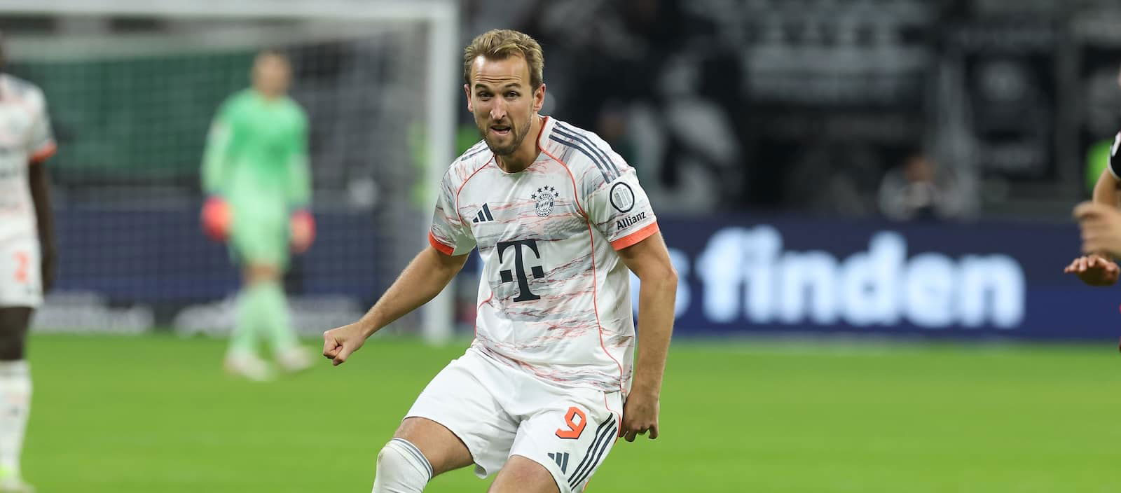 red-hot-united-target-with-23-goals-this-season-makes-clear-decision-on-blockbuster-summer-move-–-report