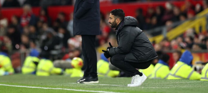 “embarrassing:”-gary-neville-blames-one-culprit-in-particular-for-united’s-frustrating-home-loss-to-everton