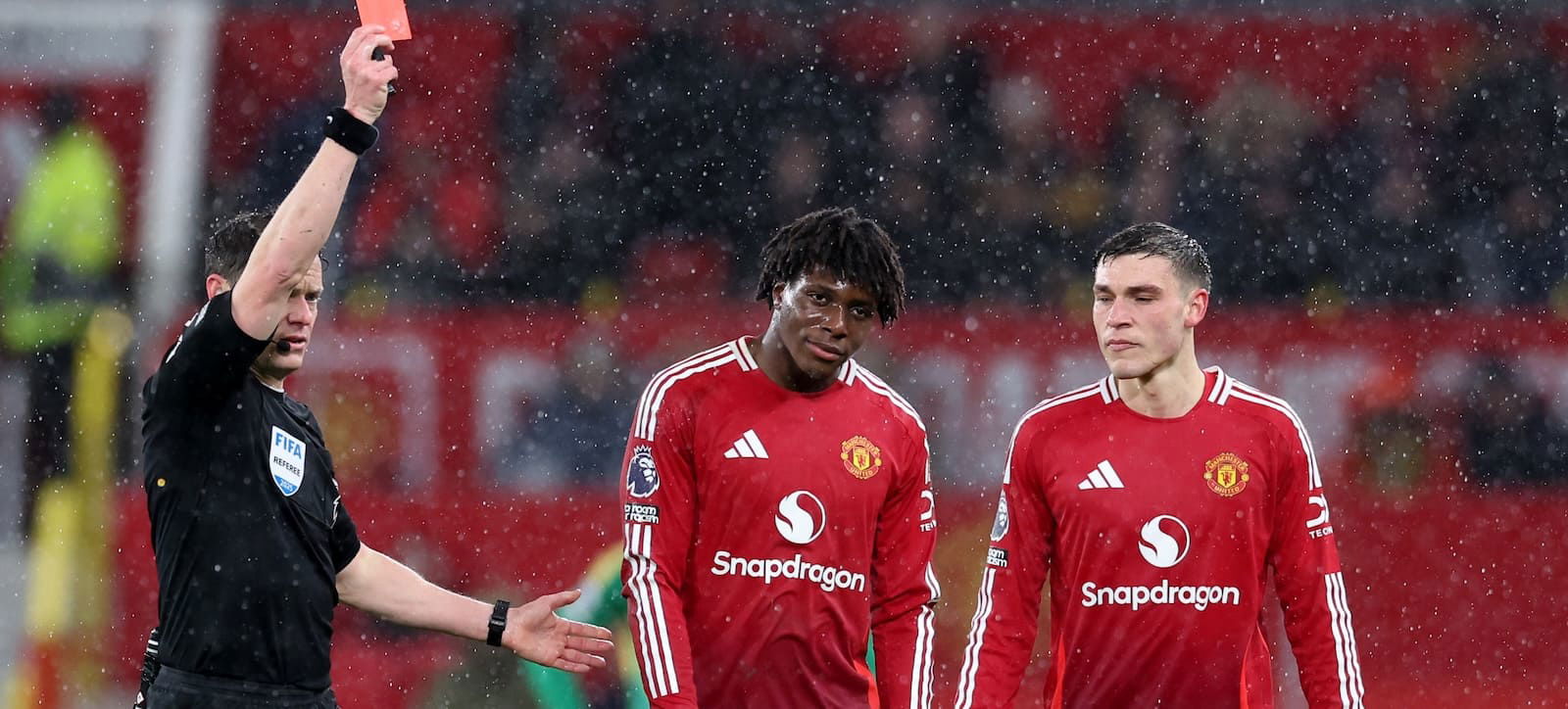 united-star-risks-the-wrath-of-amorim-after-stupid-mistake-which-has-ended-old-trafford-careers-before