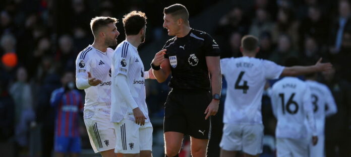 3-clearances,-6-long-balls,-13-passes-into-the-final-third:-heavily-criticised-united-star-looked-back-to-his-best-vs-palace