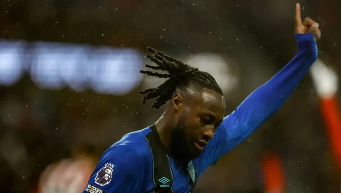 ‘he’s-nothing-special’-‘midfield-1st’-fans-react-as-romano-reveals-man-utd-move-is-off