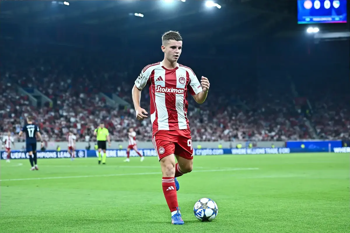 man-utd-could-seal-1st-january-signing-if-they-pay-10.5m-more-after-opening-bid-for-young-iniesta-is-rejected