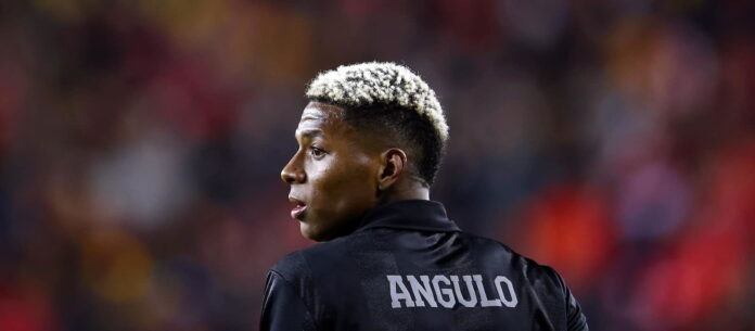 united-interested-in-red-hot-south-american-speedster-with-12-g/a-this-season-–-report